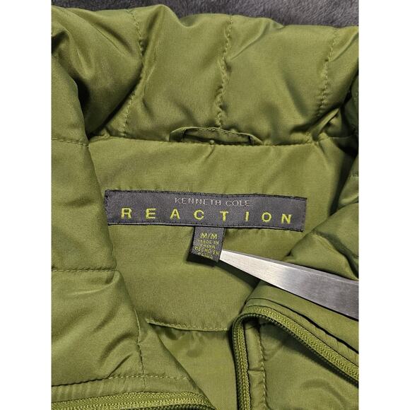 Kenneth Cole Reaction Women’s Down Puffer Vest Green Size Medium Zip Up - Picture 3 of 4